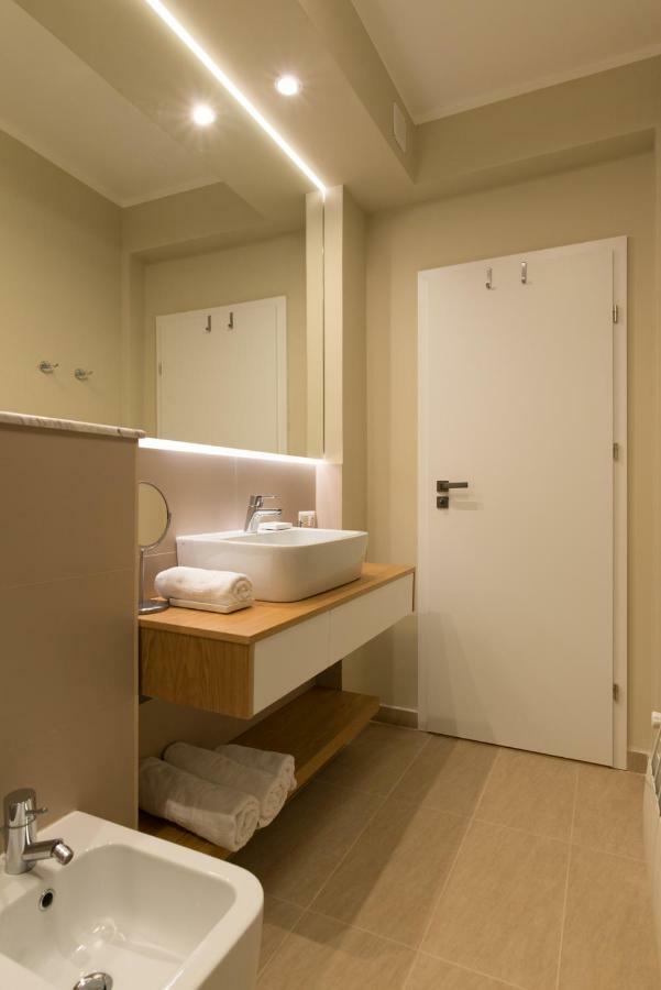 Arbans Cosy Modern Apartment In The City Center Bucarest Esterno foto